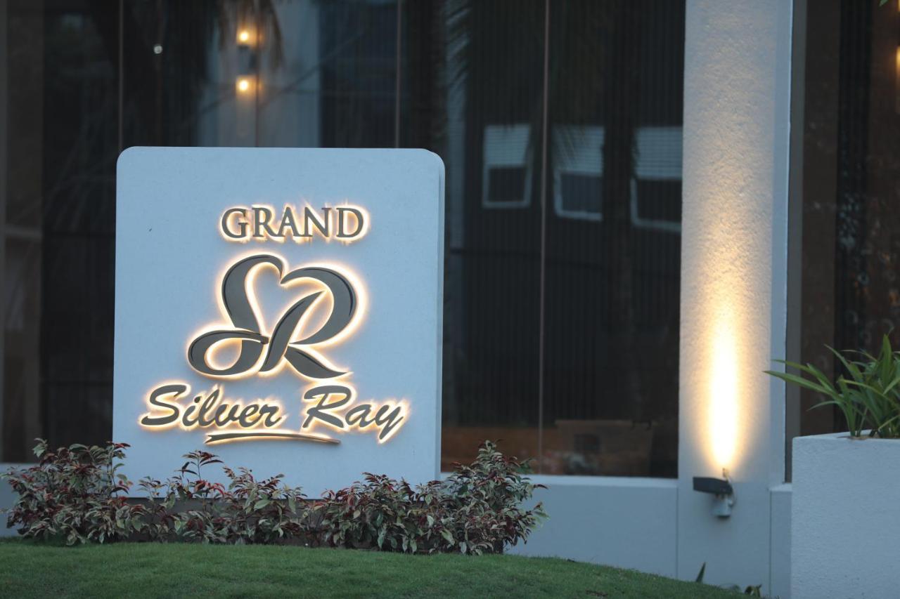 Grand Silver Ray Ratnapura Exterior photo